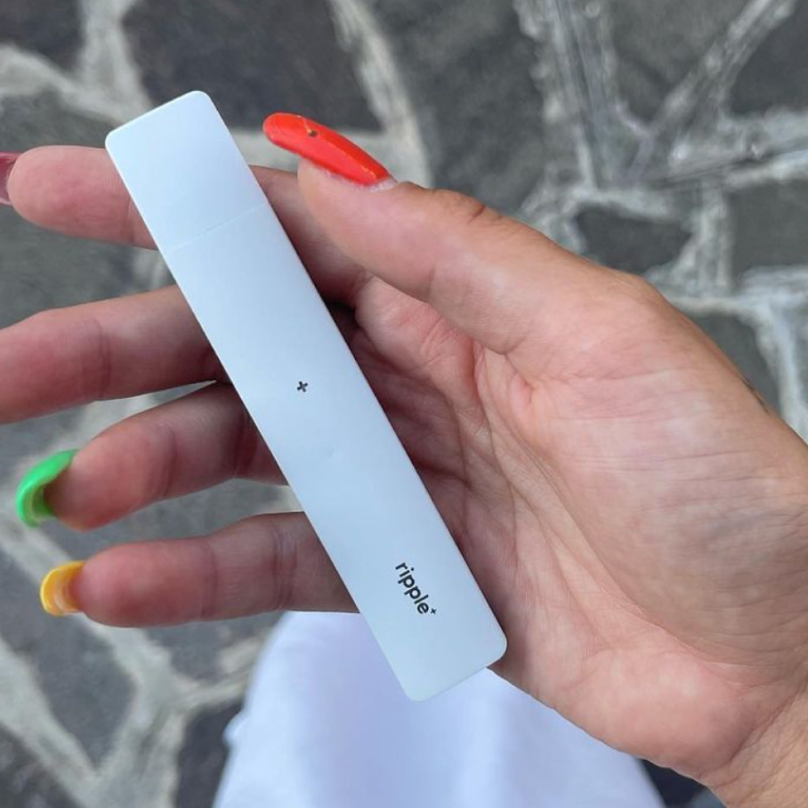 ripple+ | POD Starter Kit - rechargeable nicotine-free puffs – theripplecoEU