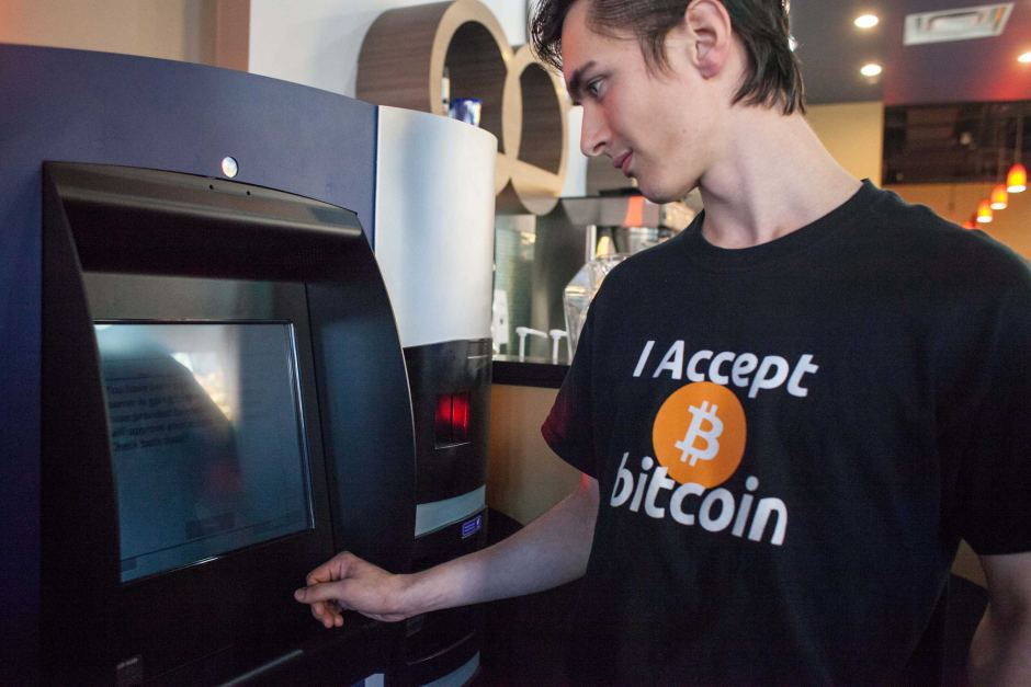 How Does a Bitcoin ATM Work: Pros, Cons, and The Full How-To