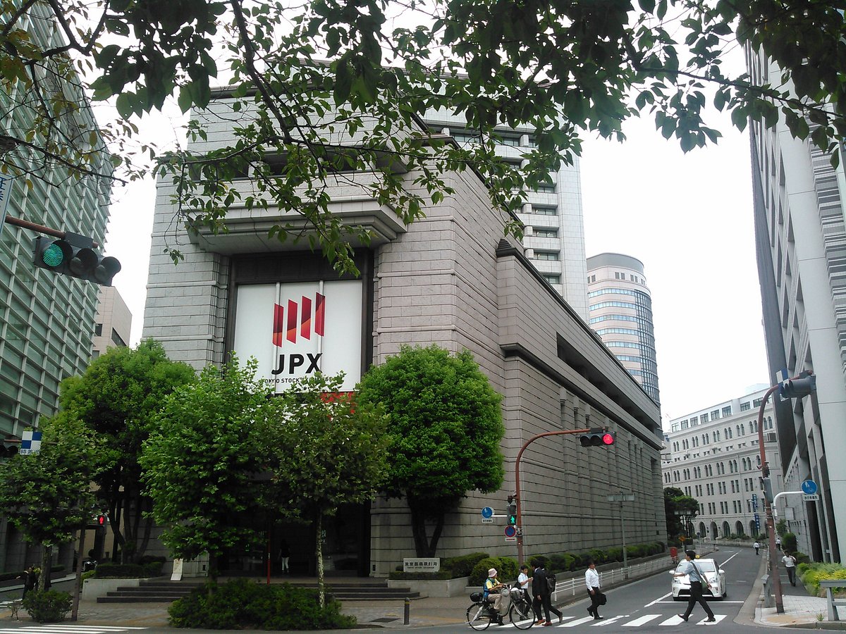 The Tokyo Stock Exchange - Tokyo For 91 Days