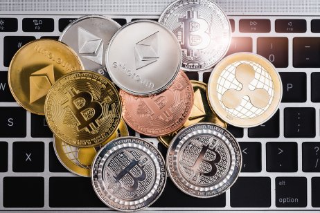 Top 10 Best Cryptocurrencies For Investors in 