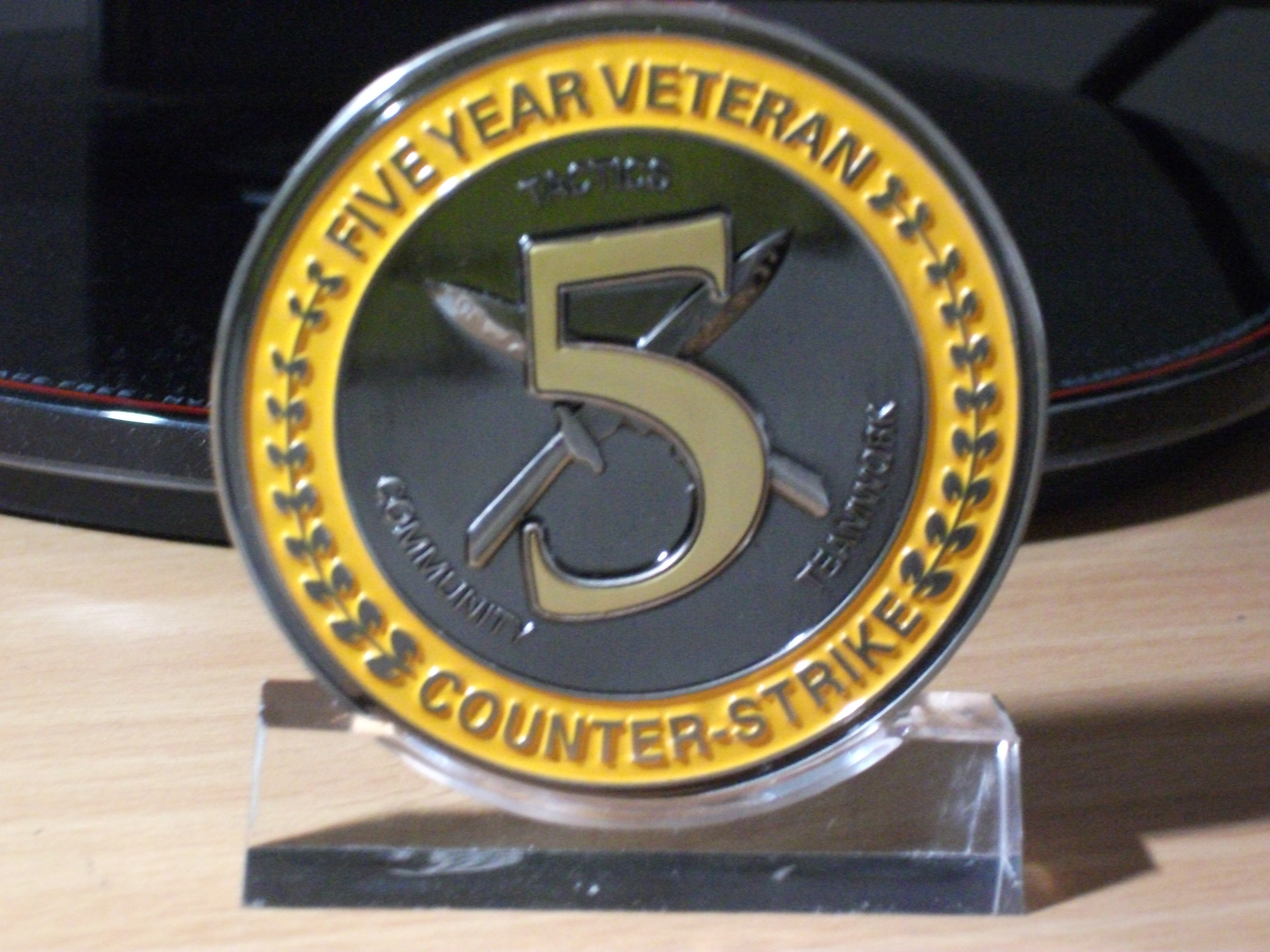 a physical 5 year veteran coin medal? :: Counter-Strike 2 Allgemeine Diskussionen