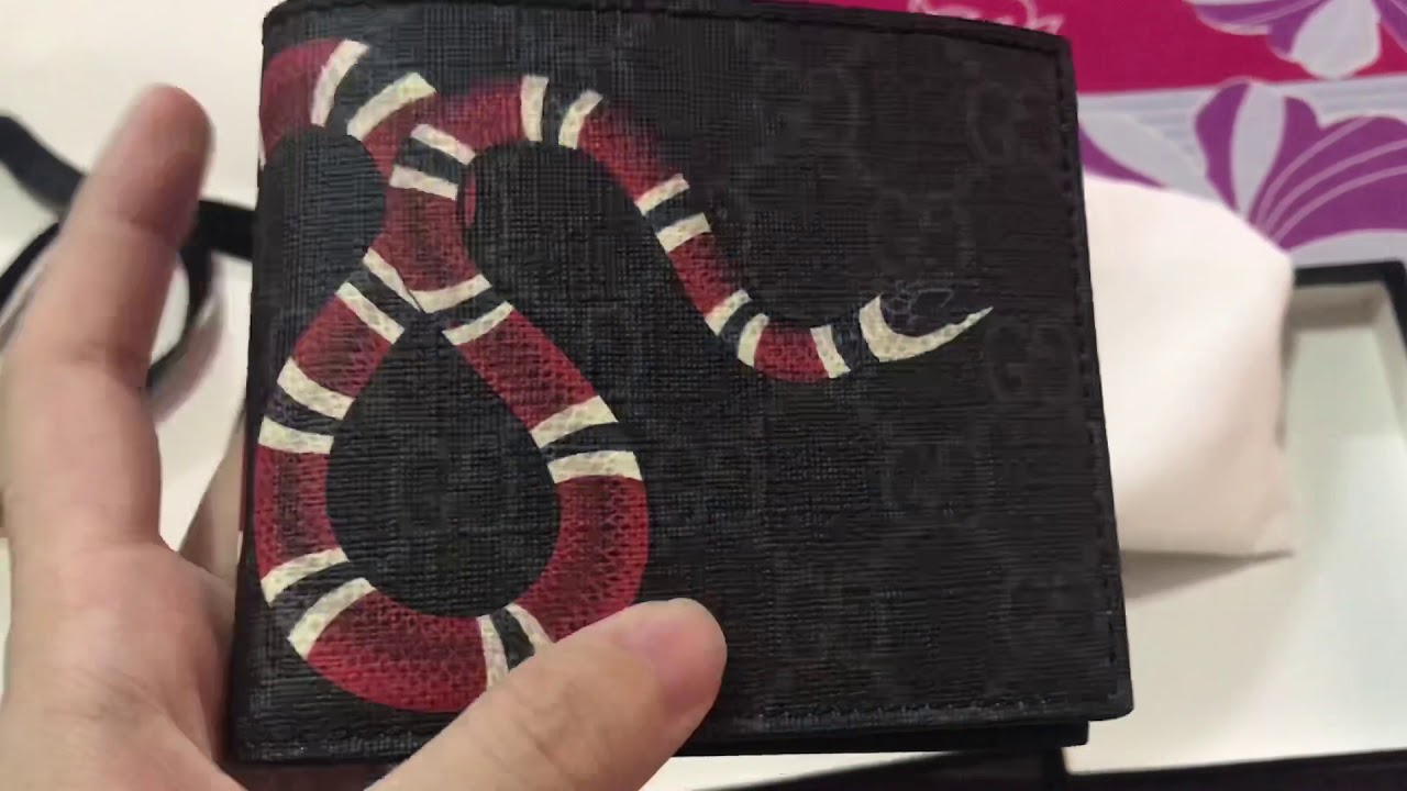 Gucci Wallet Fake vs Real Guide How to Tell if a Gucci Wallet is Real? - Extrabux