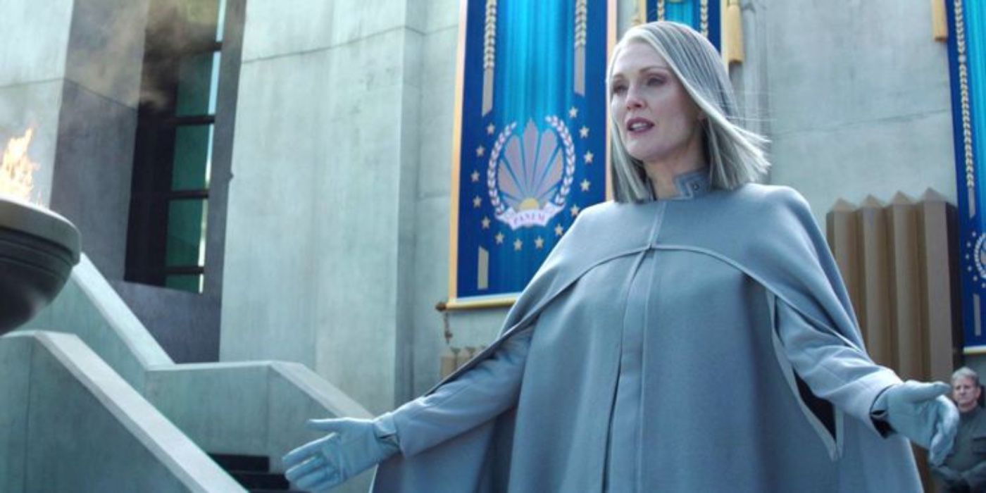 The Hunger Games: Mockingjay - Part 2 () - Julianne Moore as President Alma Coin - IMDb