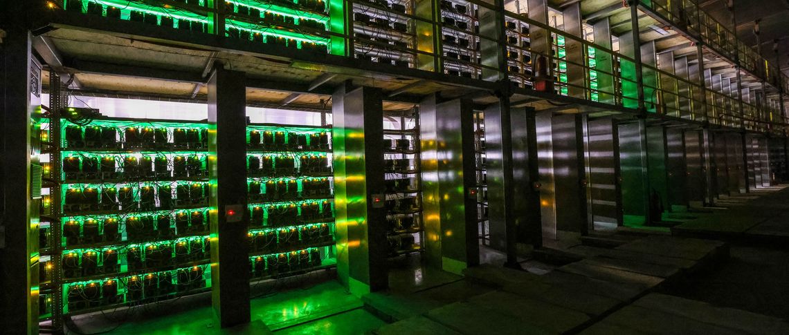 Crypto-mining malware: Uncovering a cryptocurrency farm in a warehouse | Darktrace Blog