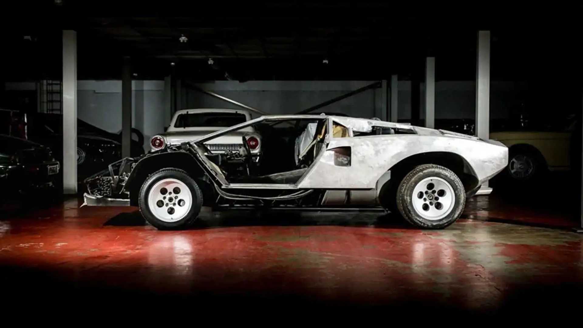 Lamborghini Countach Pricing & Specifications - carsales