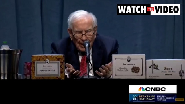 Warren Buffett, Charlie Munger Blast Crypto As 'Stupid' and Worthless