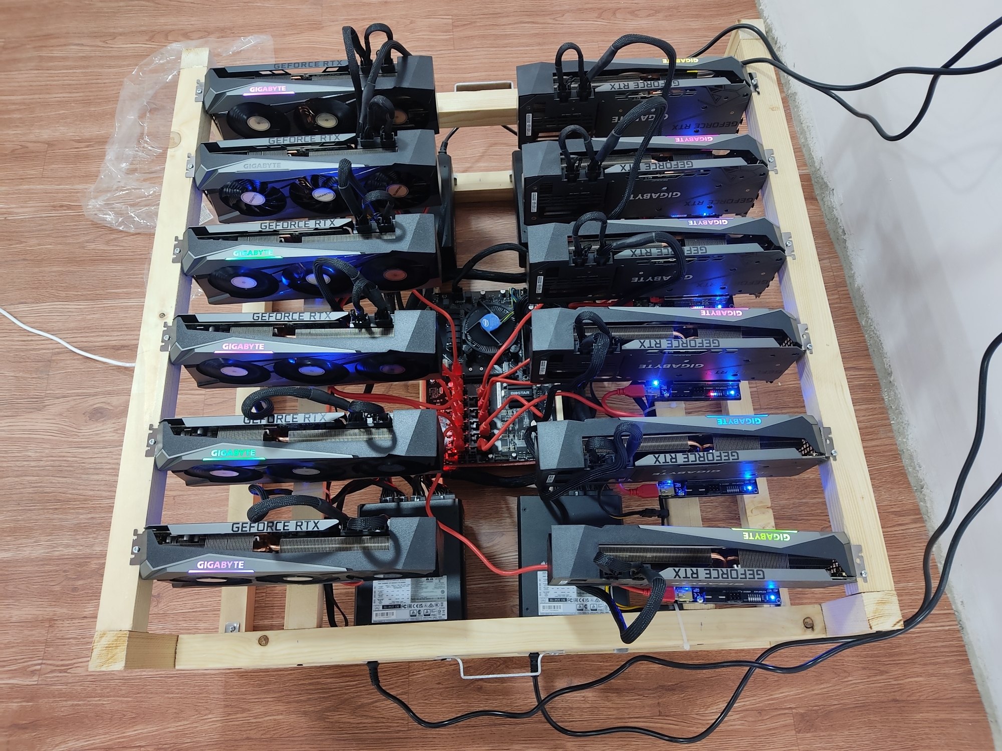 Awesome Miner VS Mining Rig Rentals - compare differences & reviews?