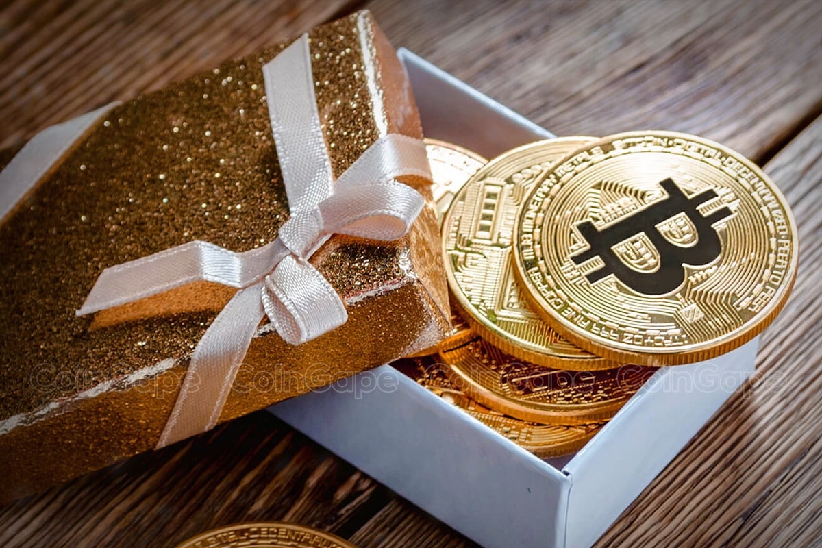 How to Gift Bitcoin, NFTs and Other Crypto