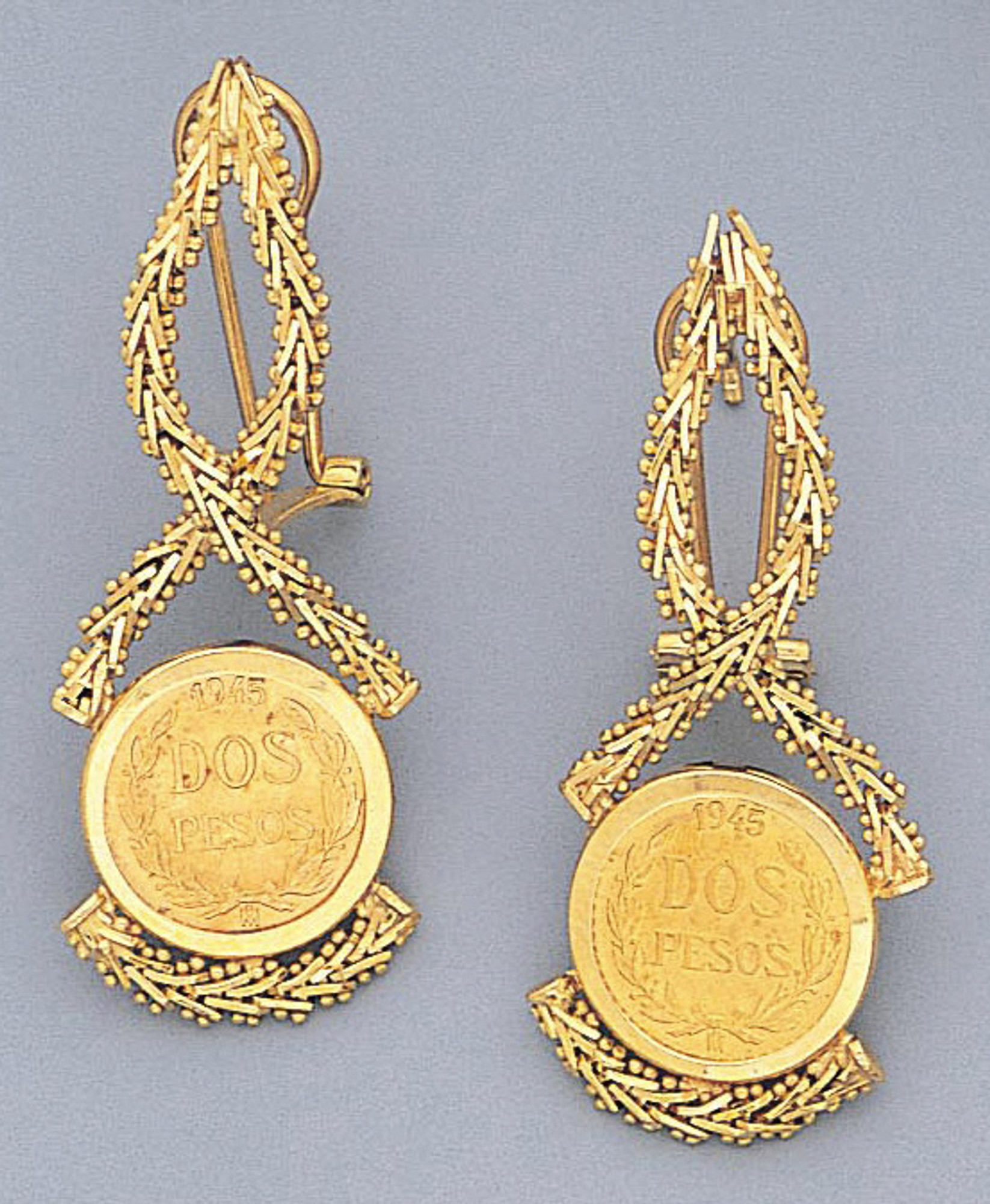 Dos Pesos Coin Stud Earrings – TMLSS Boutique