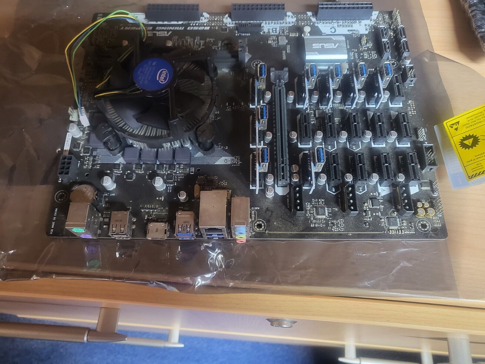 [SOLVED] - Need Help with PSU for my B Mining Expert Motherboard | Tom's Hardware Forum