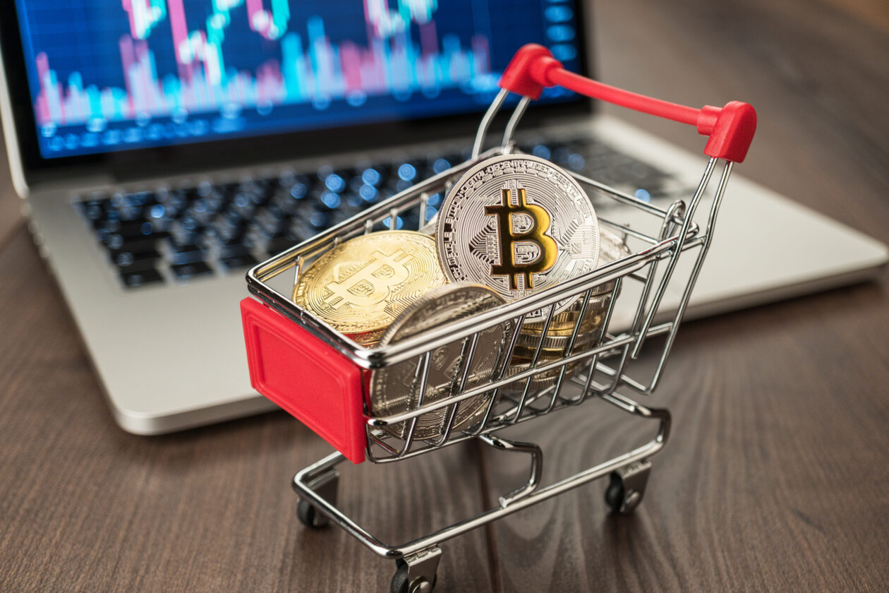 The Pros and Cons of Accepting Cryptocurrency as Payment | CO- by US Chamber of Commerce