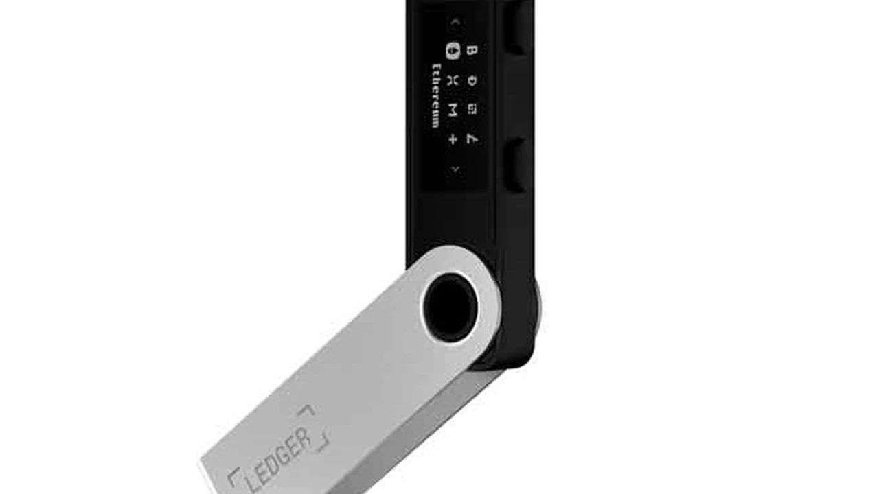 Ledger Nano S Plus Review () | Is It Worth It? | helpbitcoin.fun