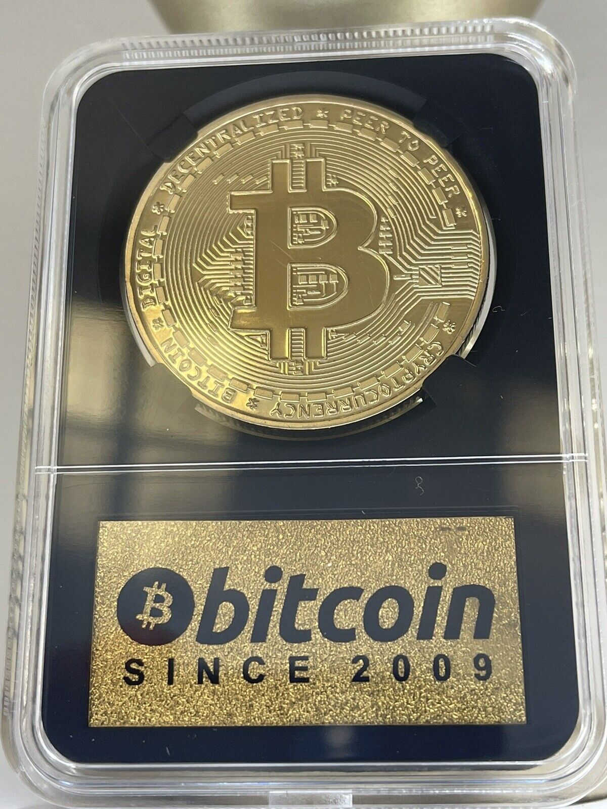 Denarium physical bitcoins - Bitcoin Wiki