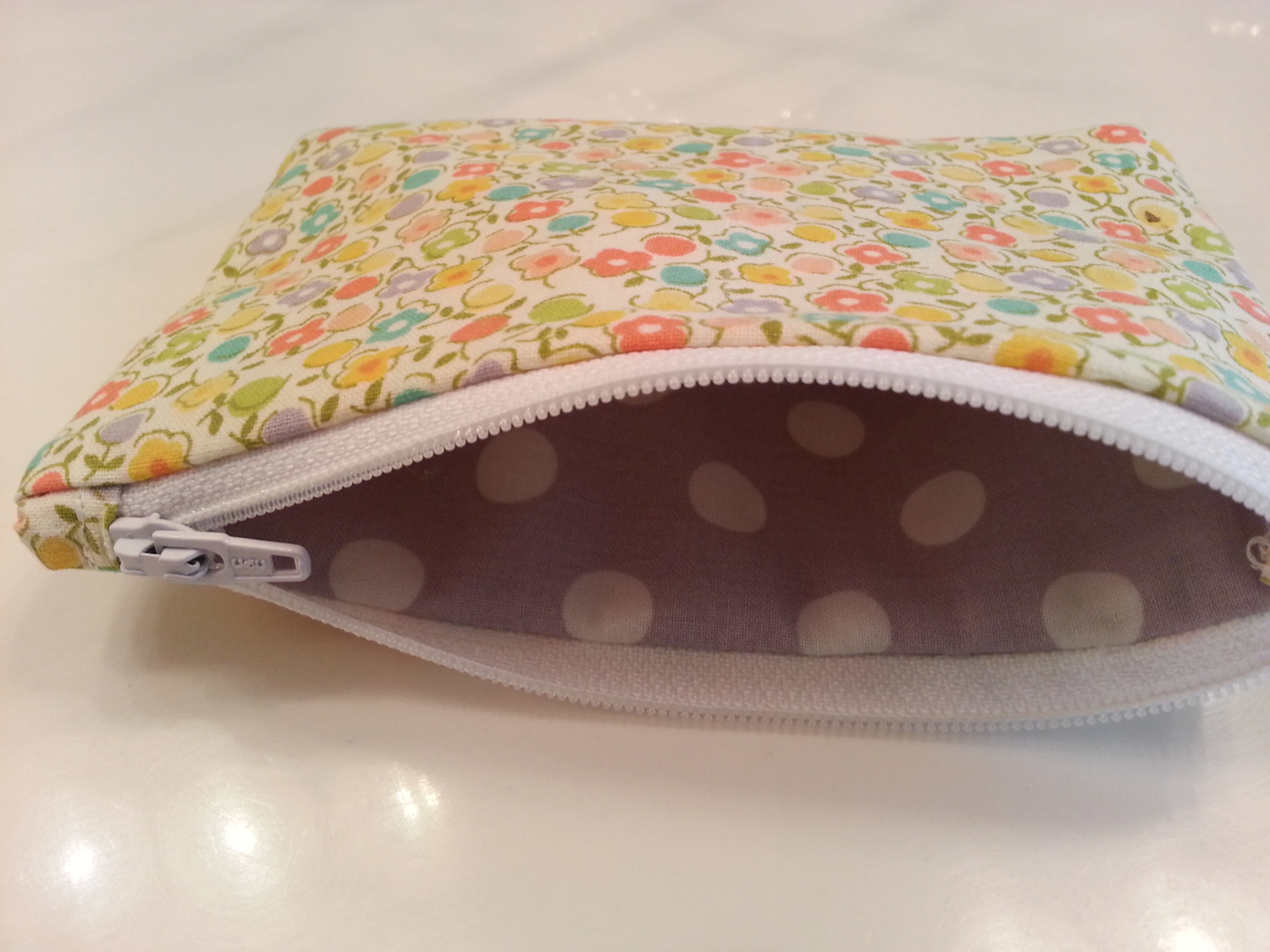 Craft Your Own Round Coin Zipper Pouch