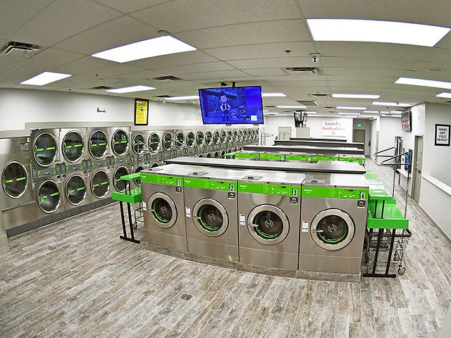 Laundromat Services - Coin Operated - Self-Service Laundry | Clean n Green Laundromat