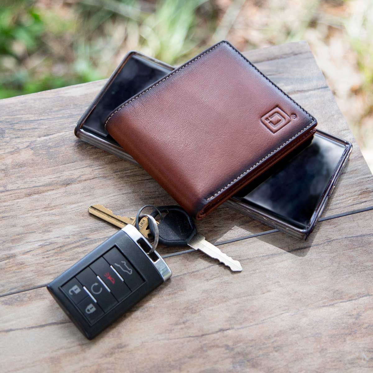 Leather Cardholder, Money Clips and Wallets for Men | Nash for Men – Patricia Nash