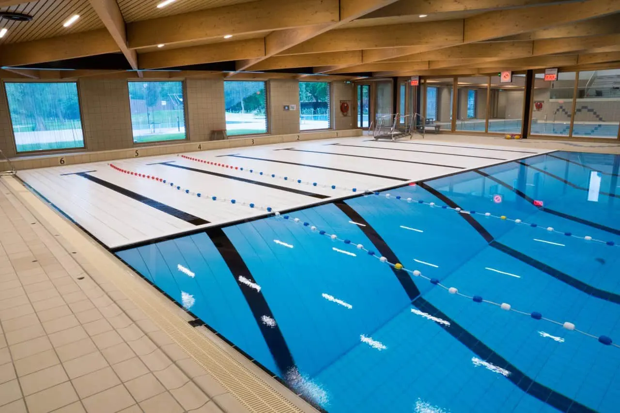 Movable Floor Pools | London Swimming Pool Company